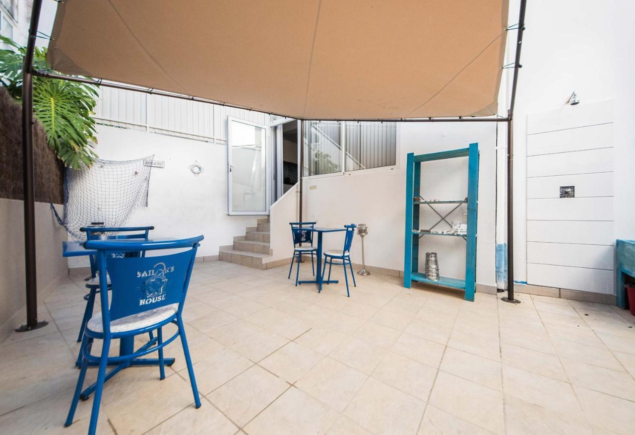 Sailor'S House Hostel Lagos Exterior photo
